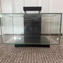 Fluval Fish Tank (6 Gallons)