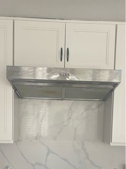 30-in Convertible 270-CFM Stainless Steel Under Cabinet Range Hood
