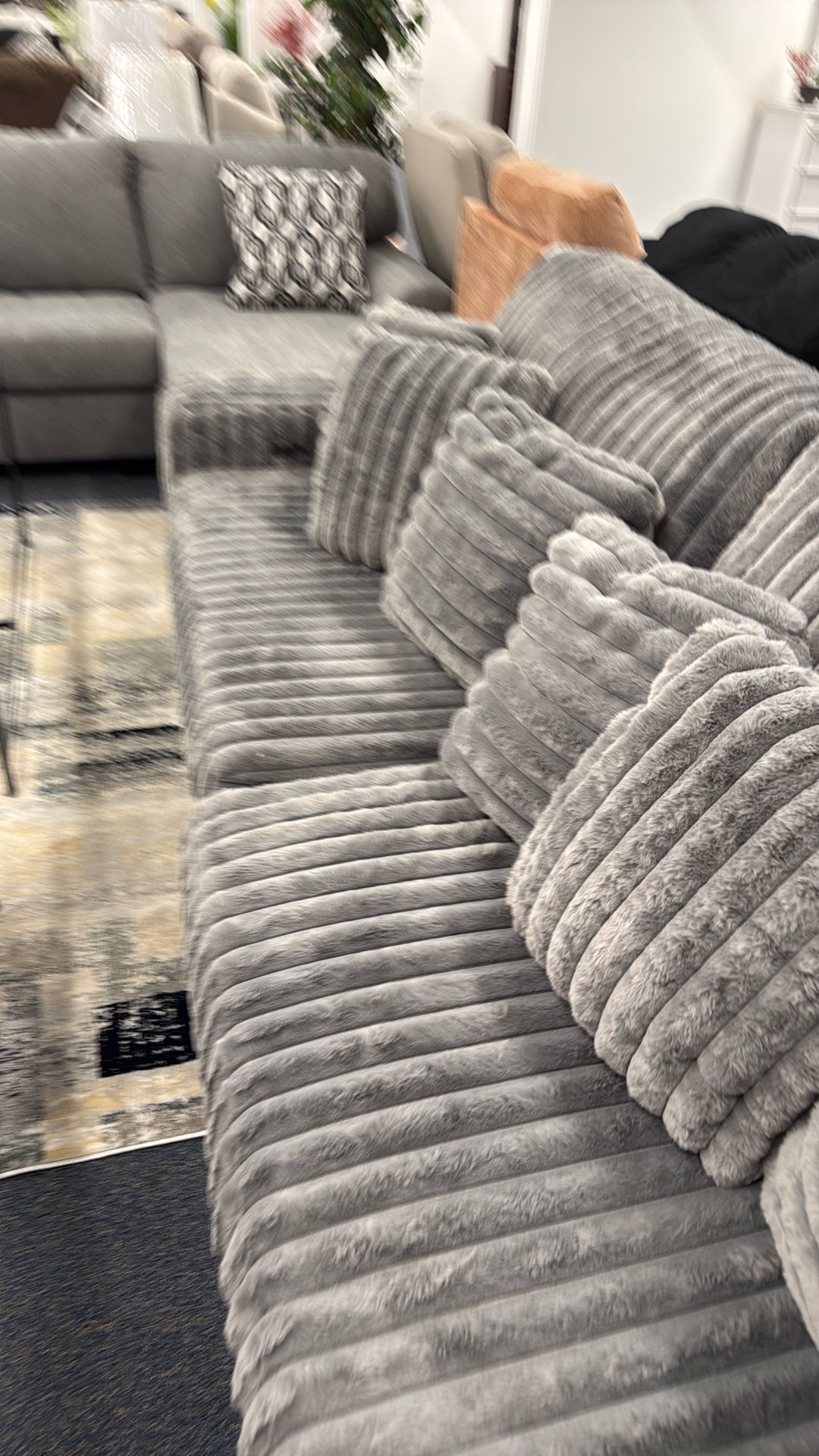 Super Comfortable Power Recliner Oversized Sofa Half Off furniture mattress appliance 0-99 down no credit needed no intrest financing available deals 