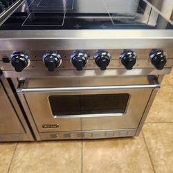 Viking Gas stove top for Sale in Phoenix, AZ - OfferUp