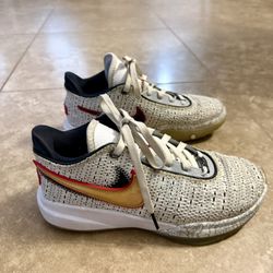 Nike LeBron 20 'The Debut' DQ8651-100 Size 6.5