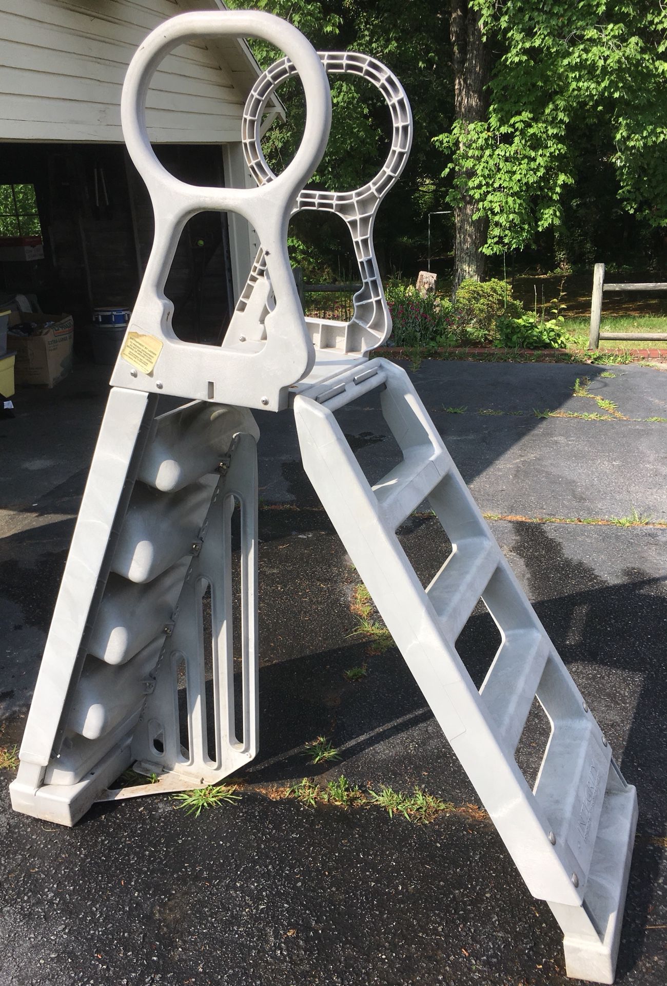 Zeeslak moeilijk heden Integrity A-Frame Above Ground Pool Ladder for Sale in Winston-Salem, NC -  OfferUp