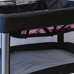 4Moms Pack and Play