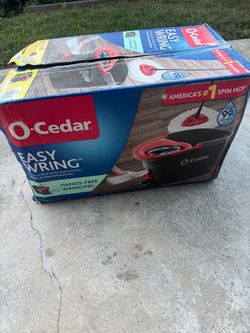 O-Cedar mop