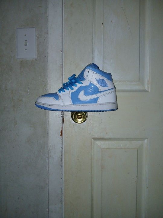 Unc Air Jordan 1 High