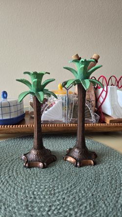 Vintage Hollywood Regency candle holders