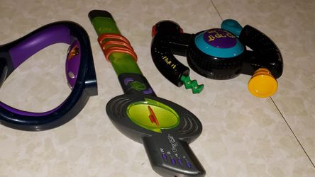 Old skool hand games