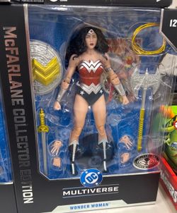 McFarlane Toys DC Multiverse Collector’s Edition Wonder Woman Platinum Edition Figure