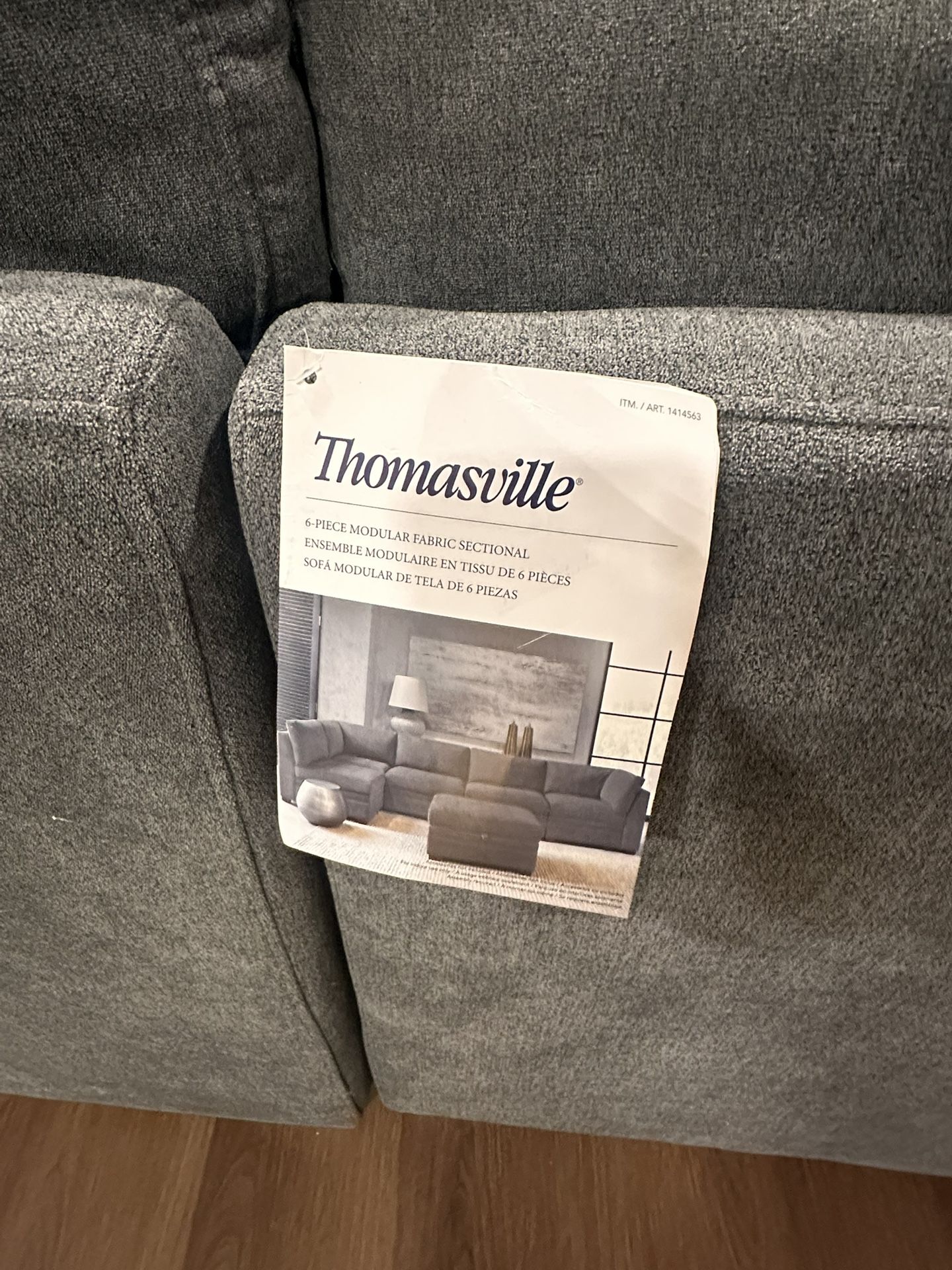 Thomasville Couch/Furniture