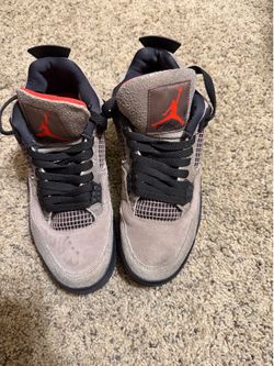 Authentic men’s Jordan 4 shoes