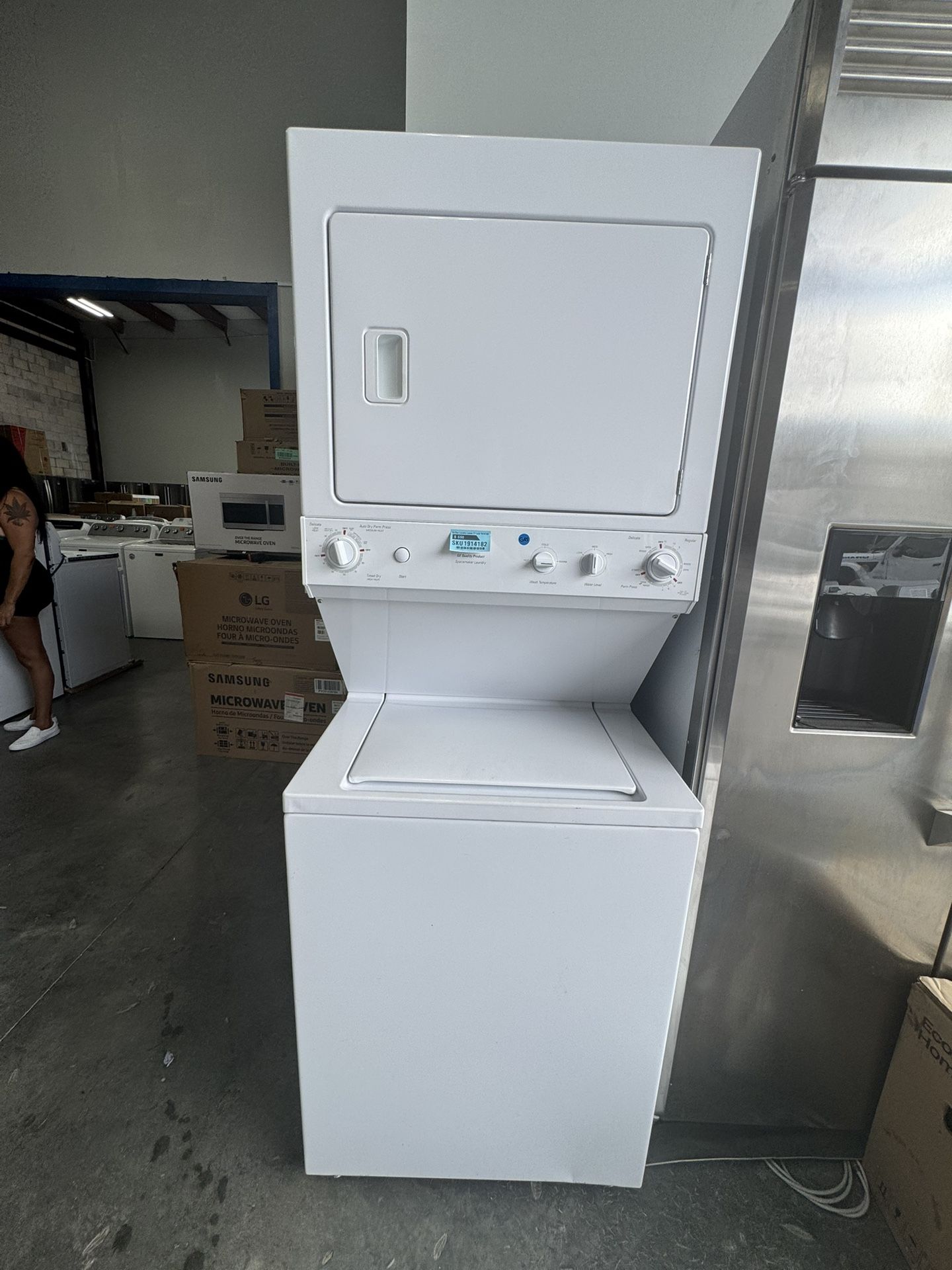 Washer And Dryer Laundry Center GAS