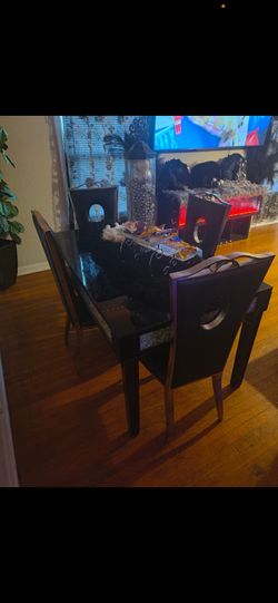 Diamond table