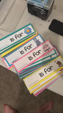 75 Reading cards