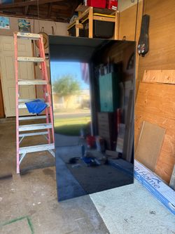 75 inch Samsung 4K ultra high definition TV