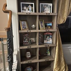 Bookshelf 