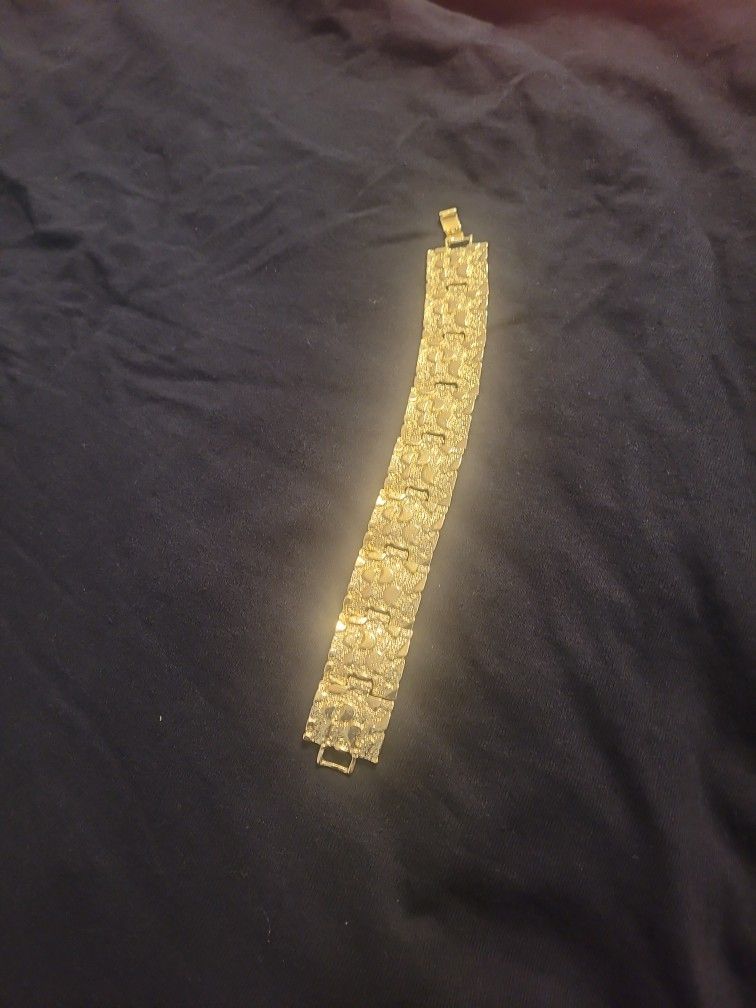 Brand New Gold Plated 18K Nugget Bracel