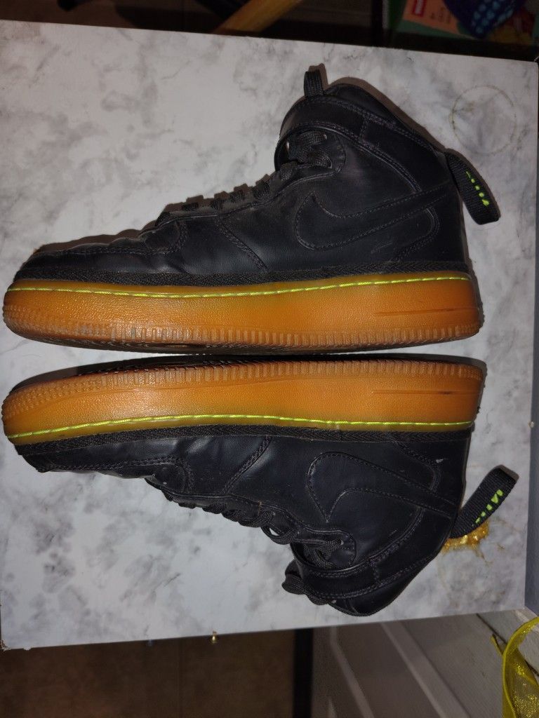Nike shoes