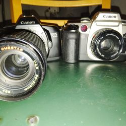 Canon EOS Bundle Include Everything In The Photos
