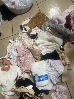 Girls Clothes 6-9 Months