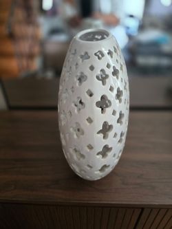 White Decorative Ceramic Vase