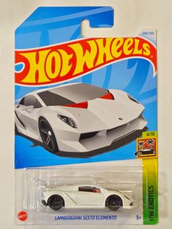 HOT WHEELS . EXOTICS . 2010 LAMBORGHINI SESTO ELEMETO .
