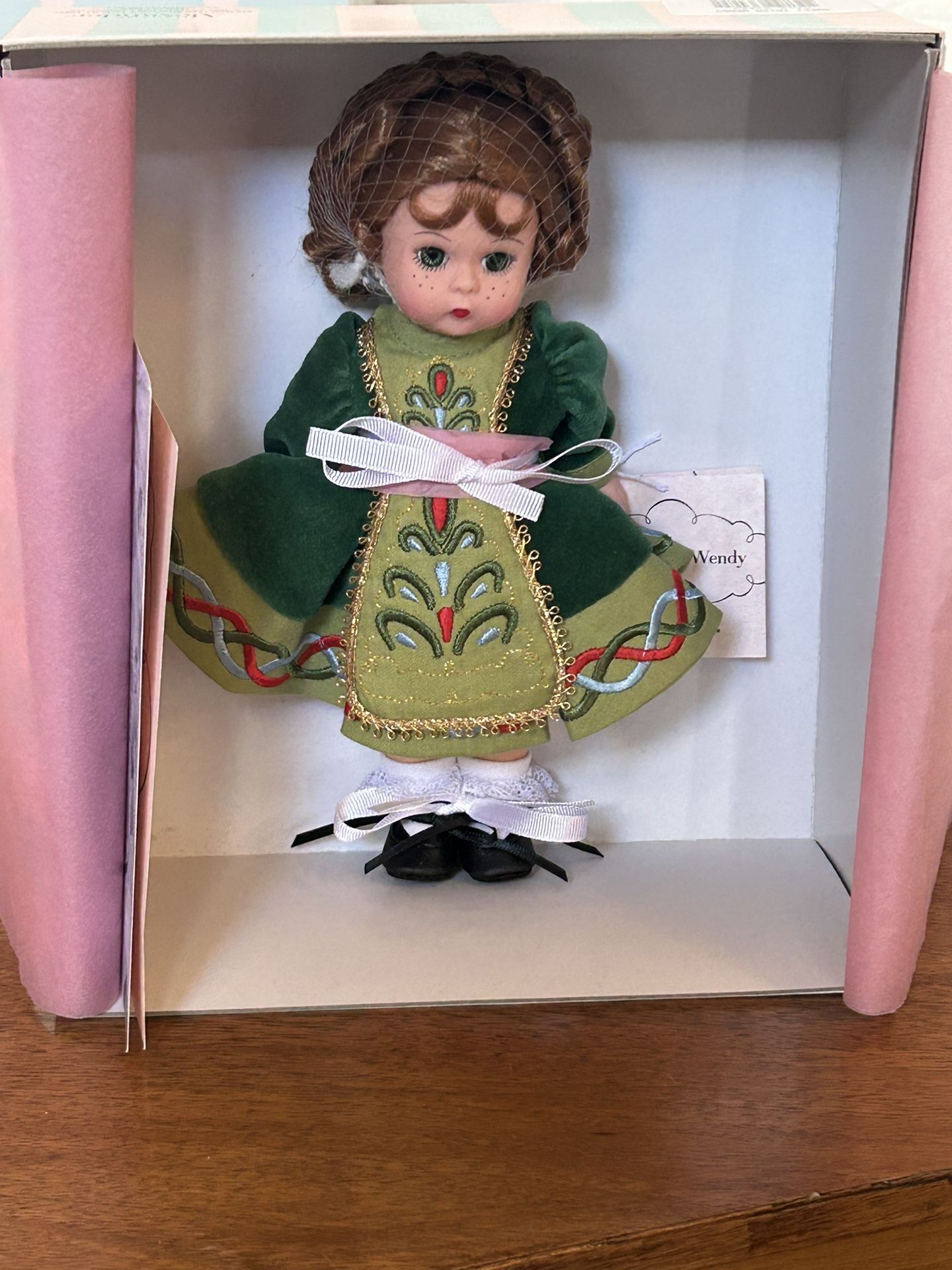Madame Alexander Dolls - Sweet Irish Wendy