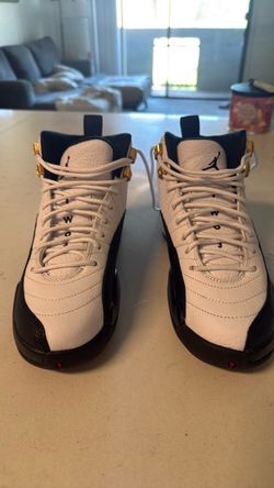 Boys 4.5 REAL Jordan Jumpmans! My son put on once and to small! Absolutely flawless, no tares, scuffs, cracks or fade.