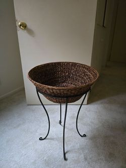 Vintage Boho Wicker Planter Basket on Black Wrought Iron Stand
