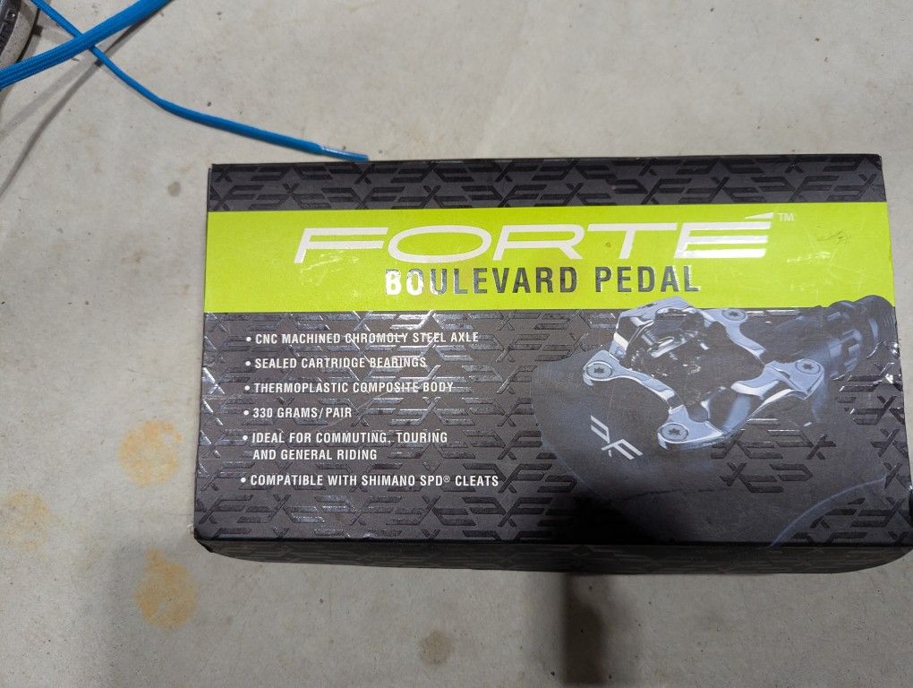 Bicycle Forte Boulevard Pedals