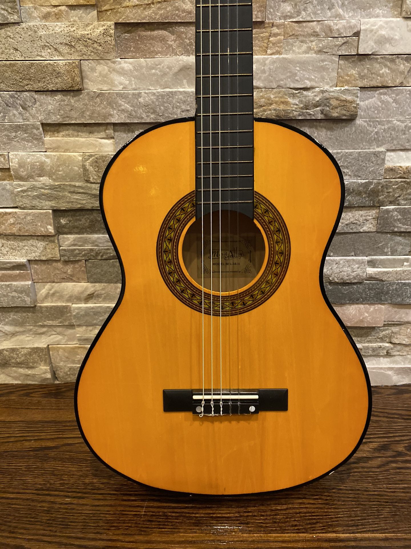 KIDS ACOUSTIC GUITAR 