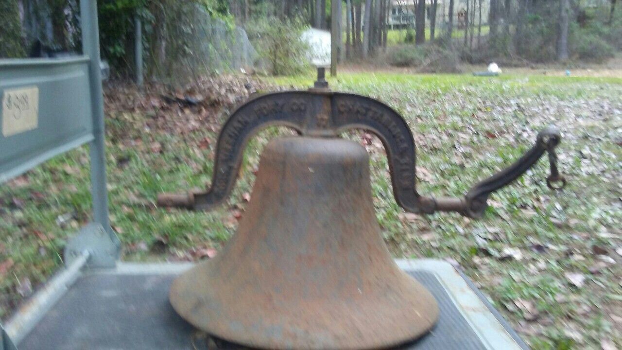 Old s school bell Ross meehan foundry bell 1921