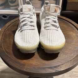 Woman’s Nike Vapor max 