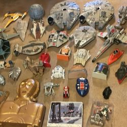 Vintage Star Wars Lot  Ships Characters Over 100 Pieces 