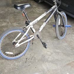 Kent 42062 20 inch Kent Ambush BMX Bike