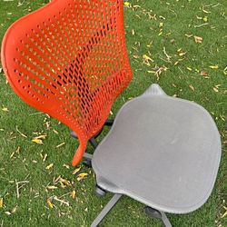 Herman Miller Mirra 2 fully ergonomic task chair