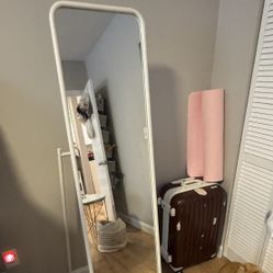 IKEA KNAPPER floor mirror