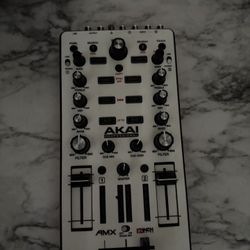 Akai AMX Mixer Serato