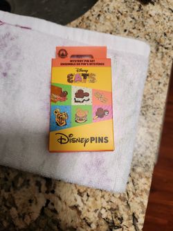 Hong Kong Disney Eats Mystery Pins