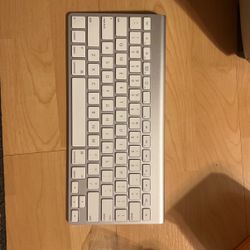 Apple Wireless Keyboard