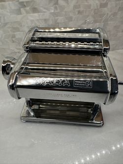 Vintage Grazia Pasta Maker Machine Model 150 with box made in Italy 