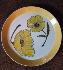 Mikasa Serving Plate. Mid Century.  $20 firm