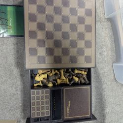 BORIS 2.5 UNTESTED CHESS SET