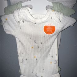 Baby Items  Pre Mature And 3/6 Months 