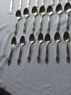 1953 BALLAD COUNTRY LANE 8 Pc. PLACE SETTING SILVERPLATE