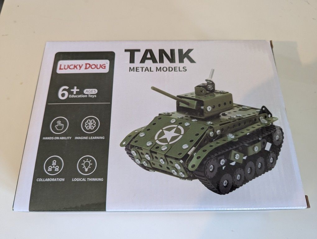 Metal Tank Model Lucky Doug New