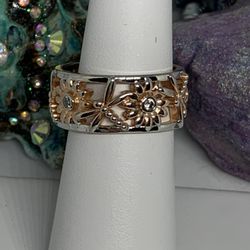 Sunflower & Dragonflies 2 Tone Band Size 7.5 For $15