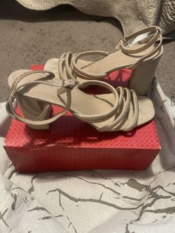 Size 9 1/2 Women’s Heel