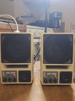 Pair of Anchor Audio AN-100 Powered PA Speakers – Tested Working – $110 OBO