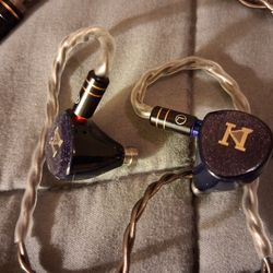 ISN H20 Hybrid IEMs