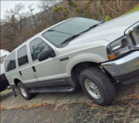 2004 Ford Excursion